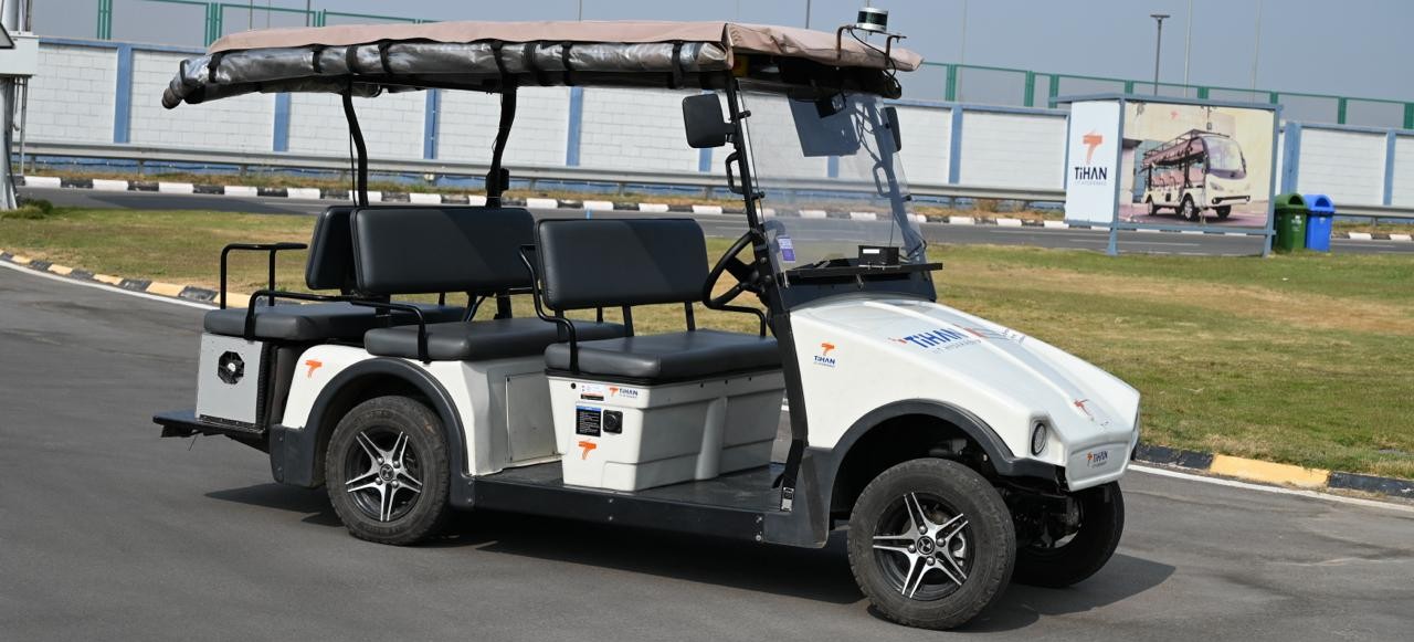 TiHAN Autonomous Campus Shuttle (TIHAN IITH ACS 5) on the test track at IIT Hyderabad.